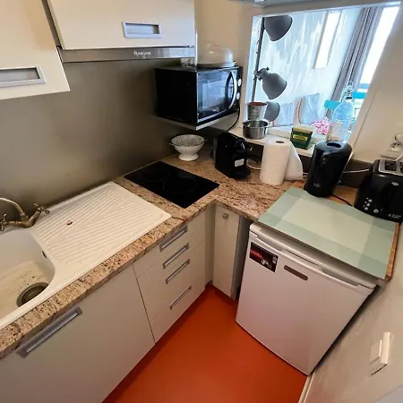 Studio Lumineux Pres Du Phare Avec Terrasse Et Wifi A - Fr-1-239-866 Biarritz