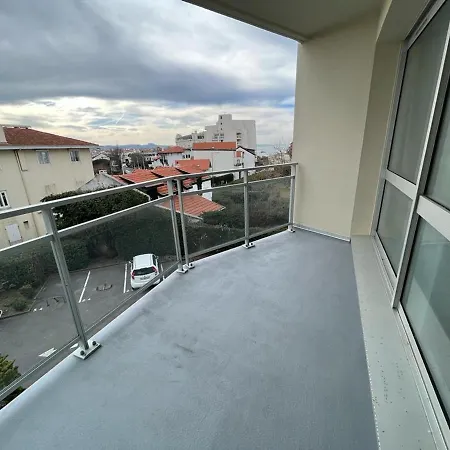 Studio Lumineux Pres Du Phare Avec Terrasse Et Wifi A - Fr-1-239-866 Biarritz